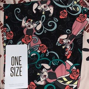 LulaRoe Disney Queen of a Hearts  Leggings